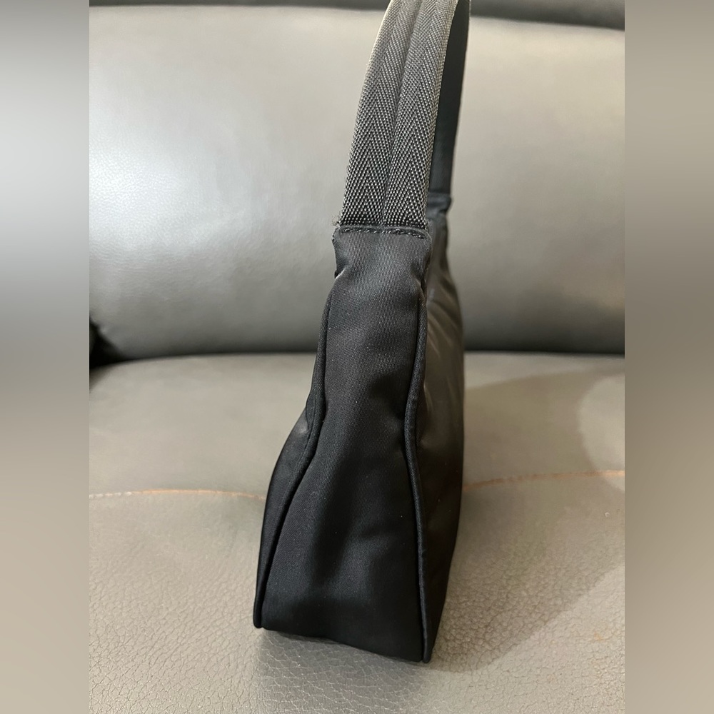 ‼️sold‼️Prada Nylon Vintage Mini Hobo - Picture 6 of 15